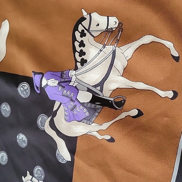 British Soldiers Calvary on Horses Scarf - Picture 2 of 5